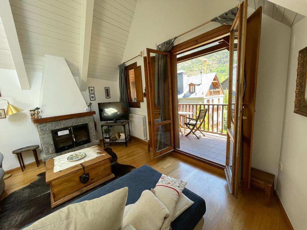 Apartamento Pico De Alba Benasque Esterno foto